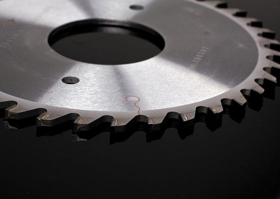 200mm SKS Steel Table Prefinishied Memotong Berlian Melihat Pisau Dengan Elemen Enam Tips