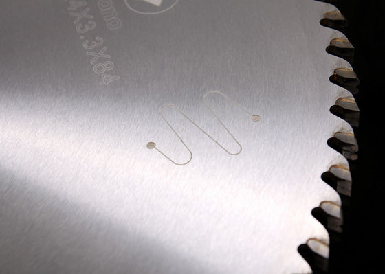 OEM SKS Steel Furniture Membuat Diamond Saw Blades Cutter 400mm dengan Elemen Enam Tips