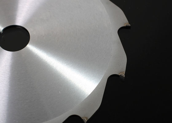 Akurasi Tinggi PCD Diamond Scoring Saw Blade 10 "melihat pisau untuk papan kepadatan