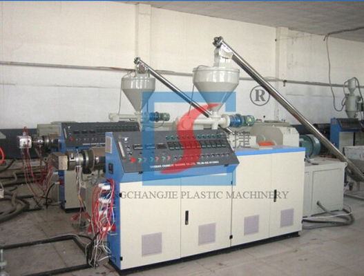 Twin Screw Extruder kayu plastik ekstrusi baris untuk langit-langit Panel