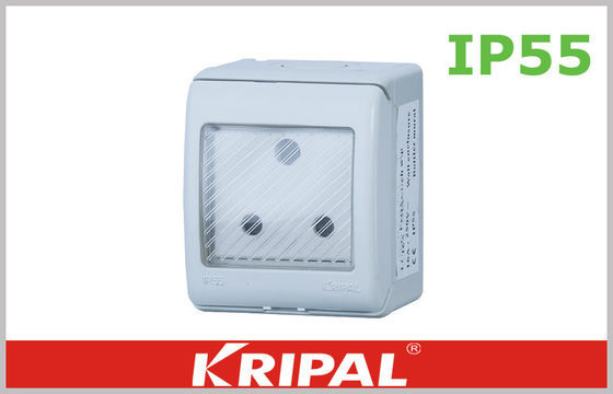 Afrika Selatan Outdoor Plug Socket / 15 Amp Putaran Pin Socket 250V