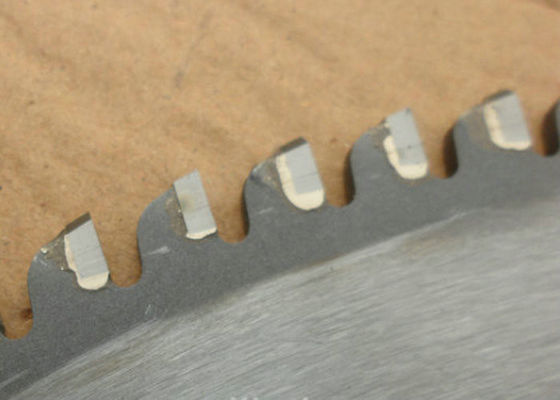 455/405 Tungsten Carbide tipped Logam Cutting Saw Blades Edaran untuk Kendaraan Pipa