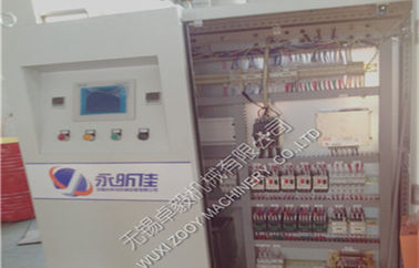 Terbang Saw Cutting Sistem PU Mesin Sandwich Panel Dengan 1 mesin Set Tinggi Tekan PU Foaming